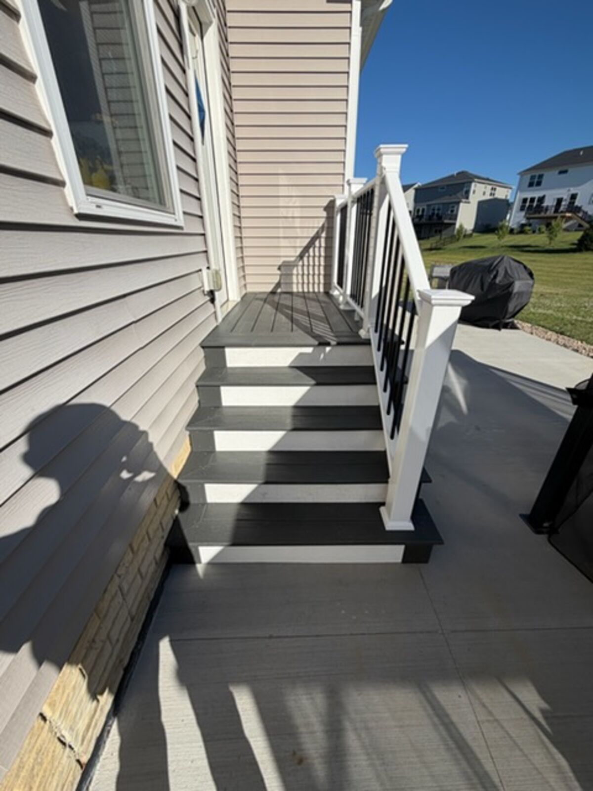 Composite Stairs & Railing