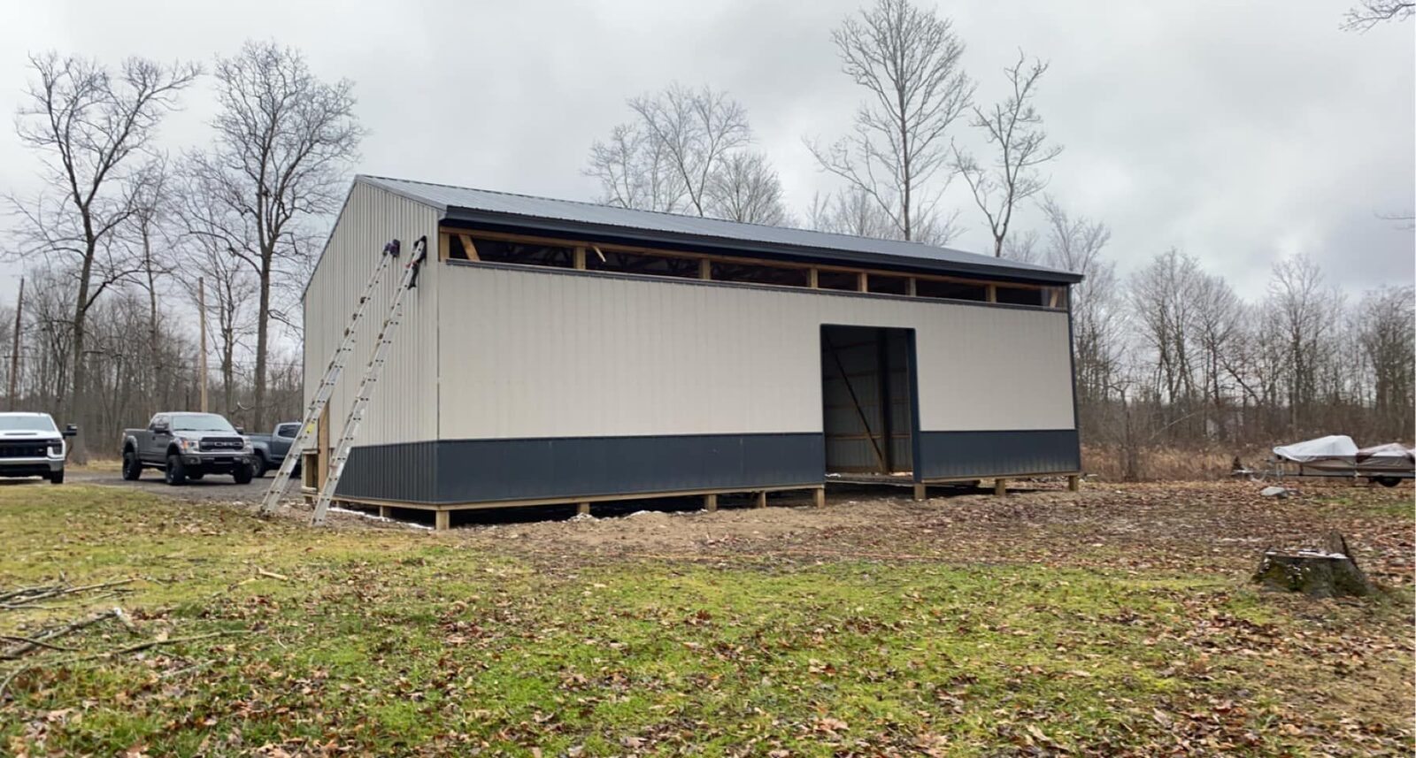 Pole Barn & Outbuilding